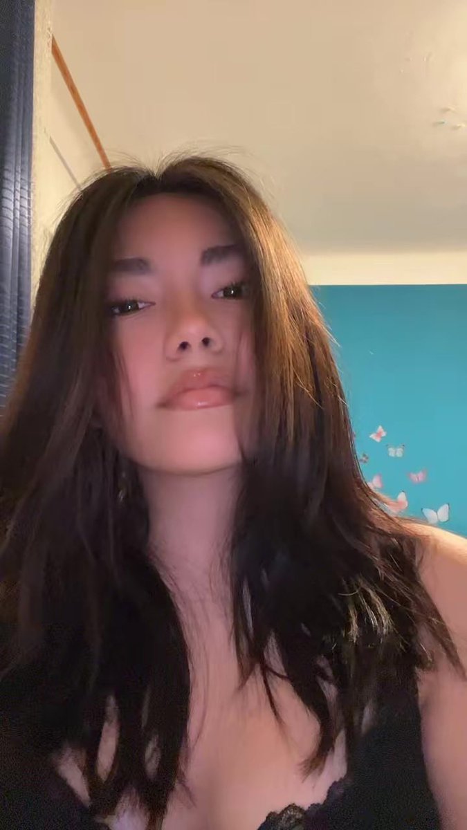 valx2007's tweet image. i like #me better when i’m with #you 💗