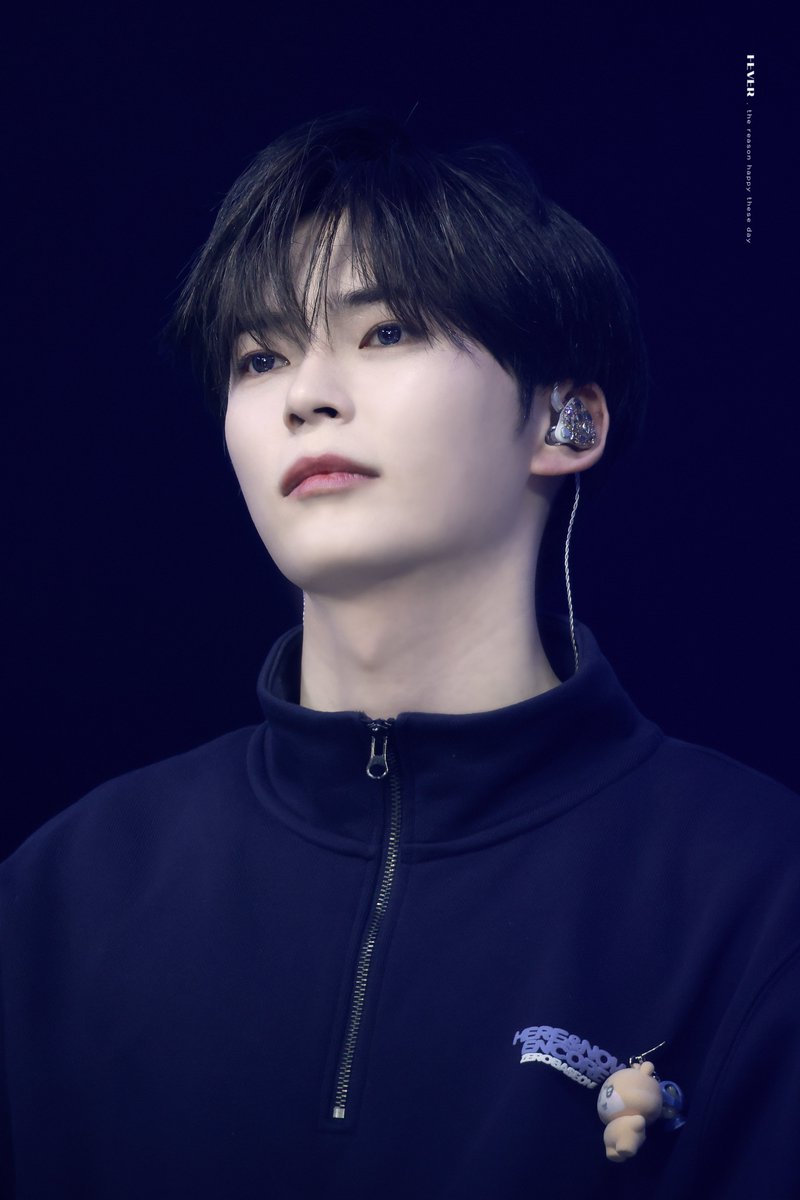 𝐅𝐄𝐕𝐄𝐑 tweet media