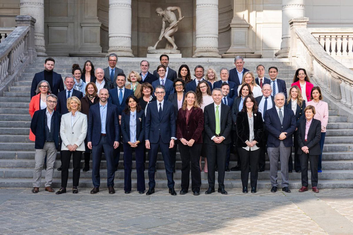 samiabadat's tweet image. Bravo à @Jeremy_Redler pour sa brillante réélection au premier tour dans le 16ème. Un résultat qui reflète un #ancrage territorial reconnu. Un immense #merci aux militants, colistiers, citoyens engagés, qui se sont mobilisés sur le terrain. Une pensée pour nos collègues et