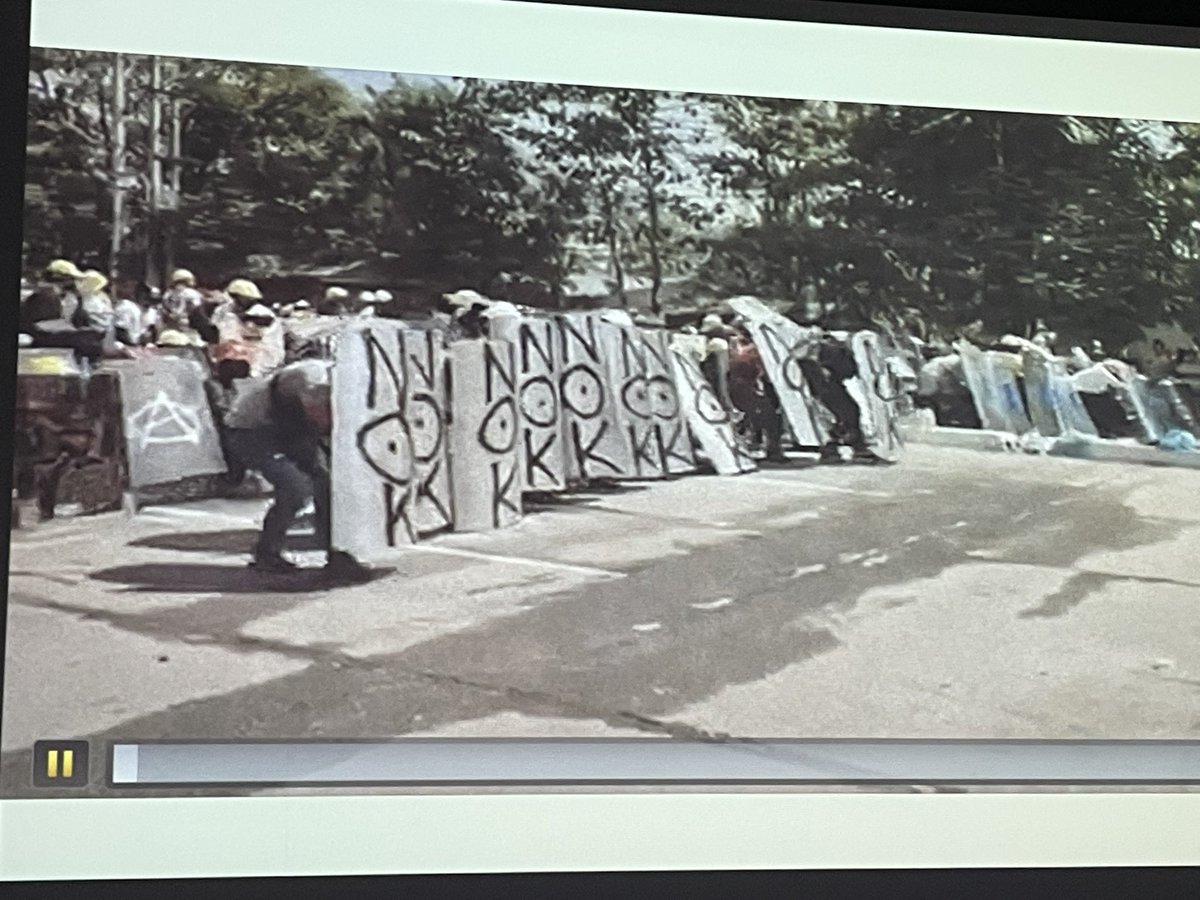 Craig Foster tweet media