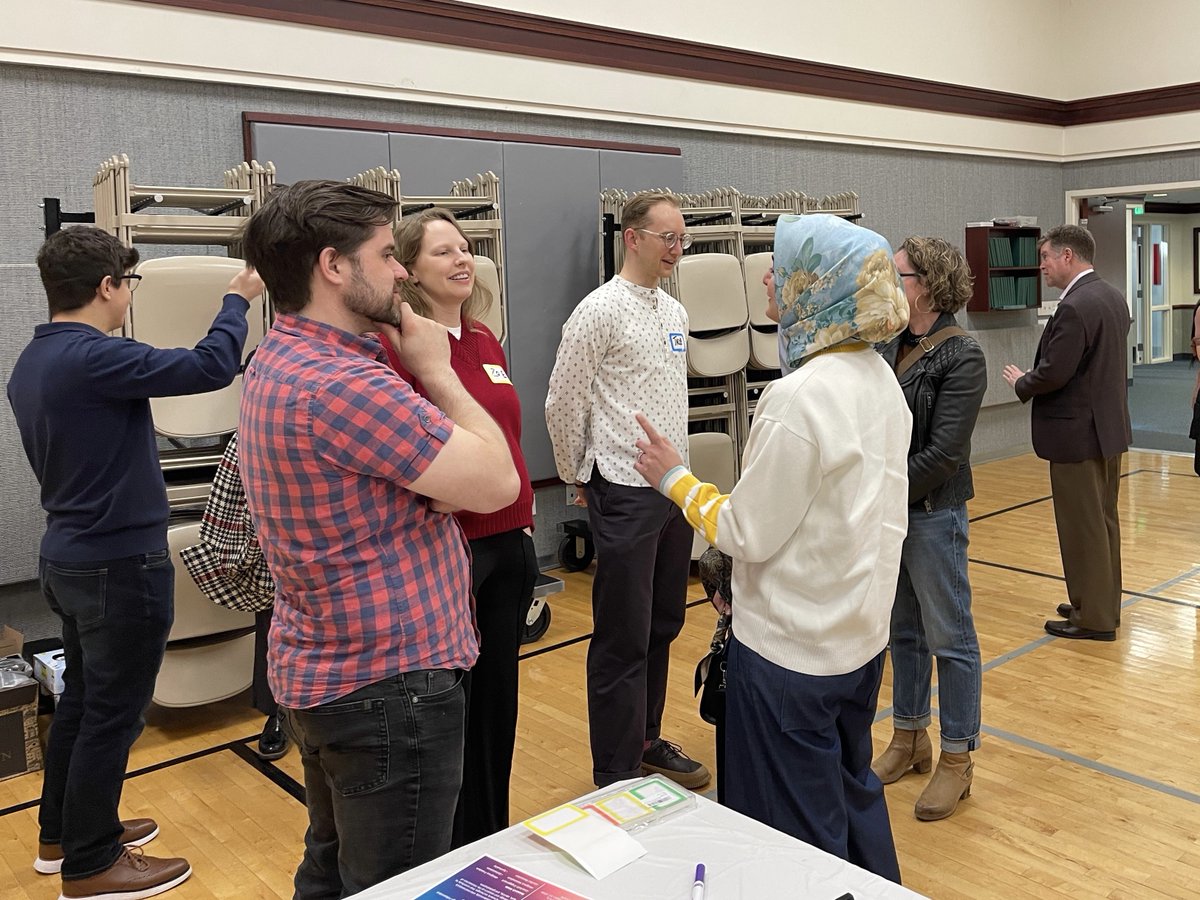 Rumi Forum tweet media