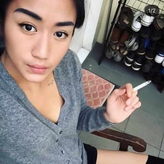 Indonesian Poop Base tweet media