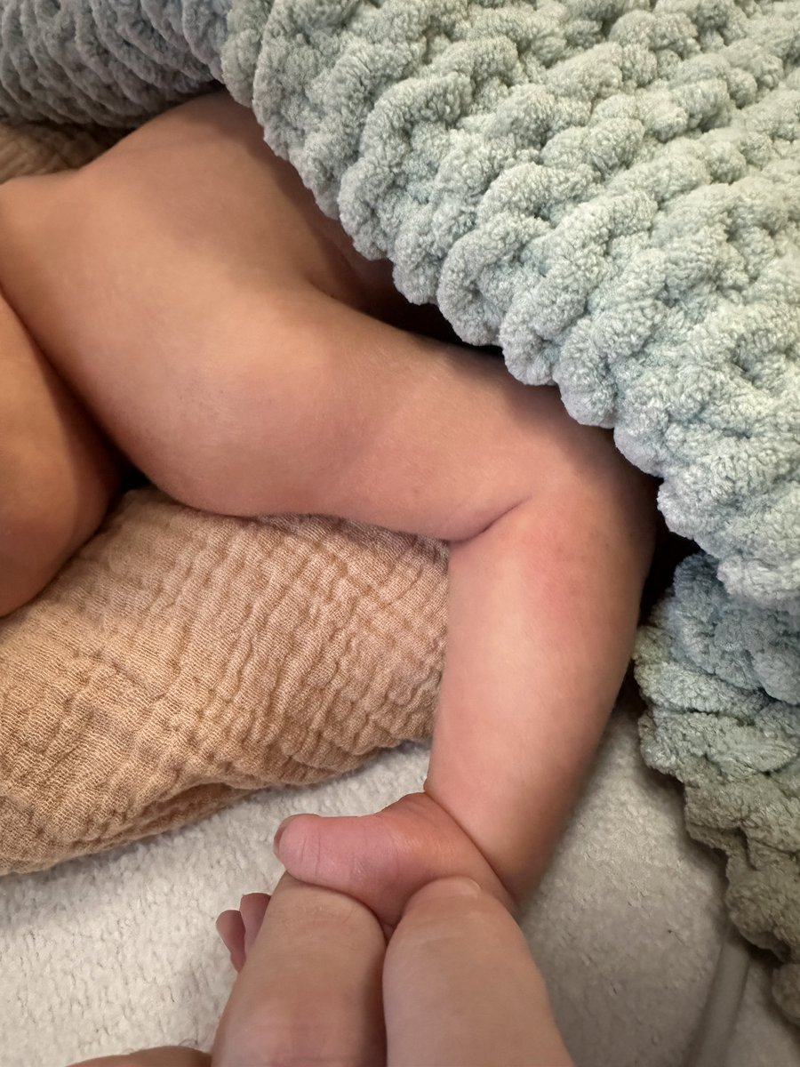 Cardslabel tweet media