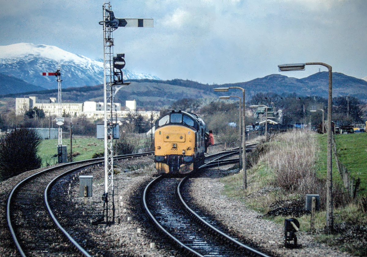 Miles and Chains tweet media