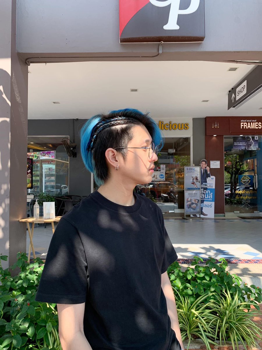 usnttr 🌊🦈 tweet media