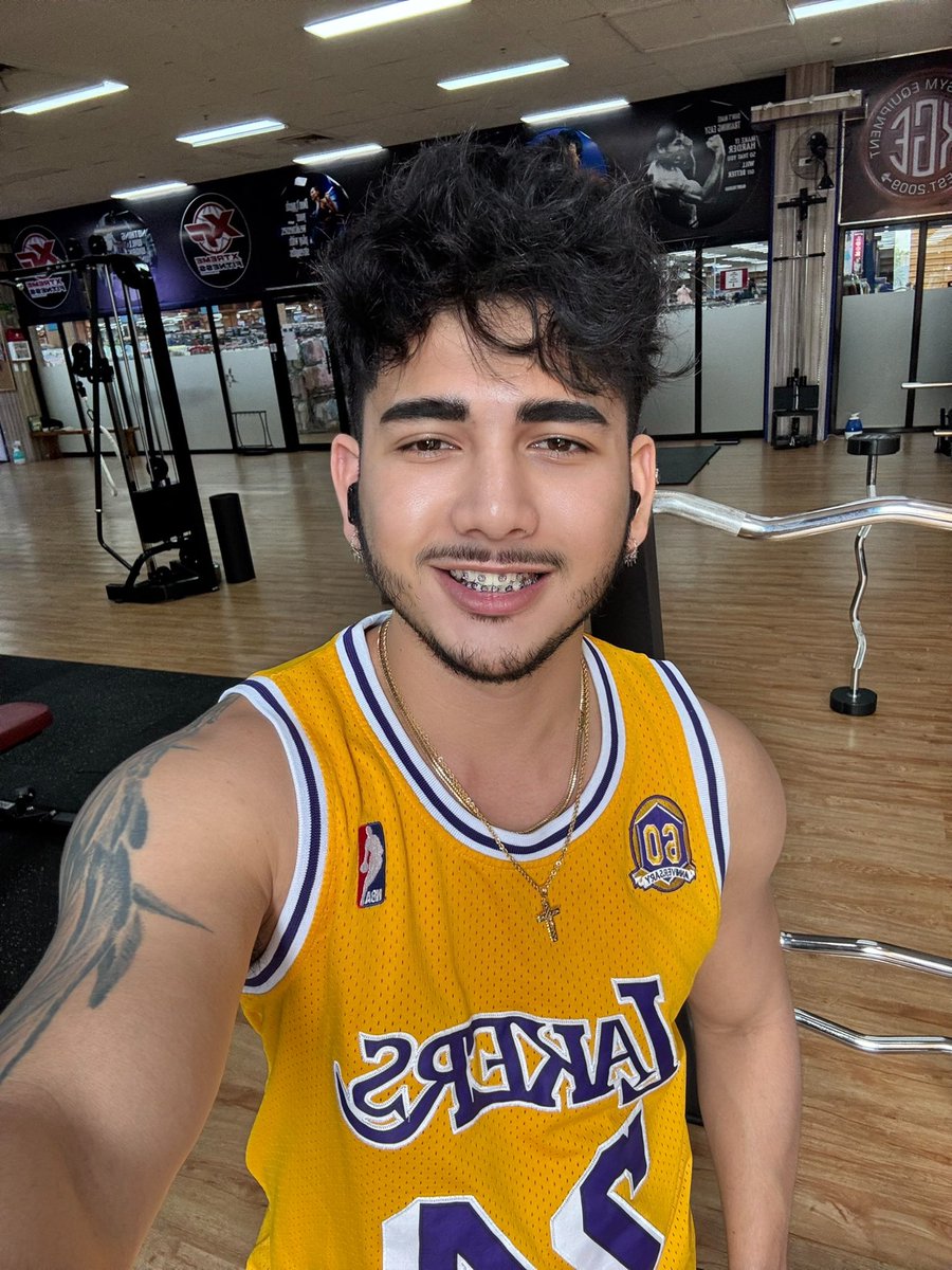 ๐๐๐๐ ๐๐๐๐๐๐๐๐๐ tweet media