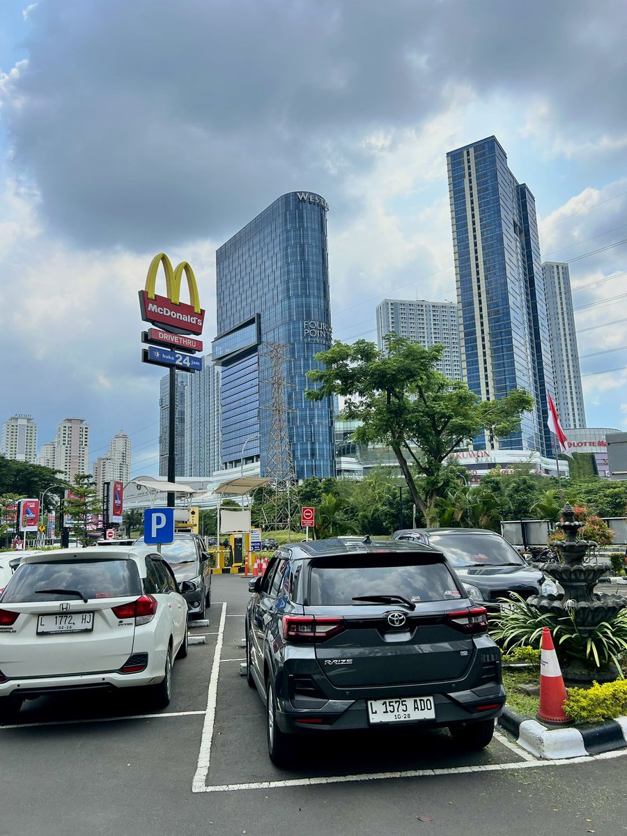 🐻🐻 tweet media