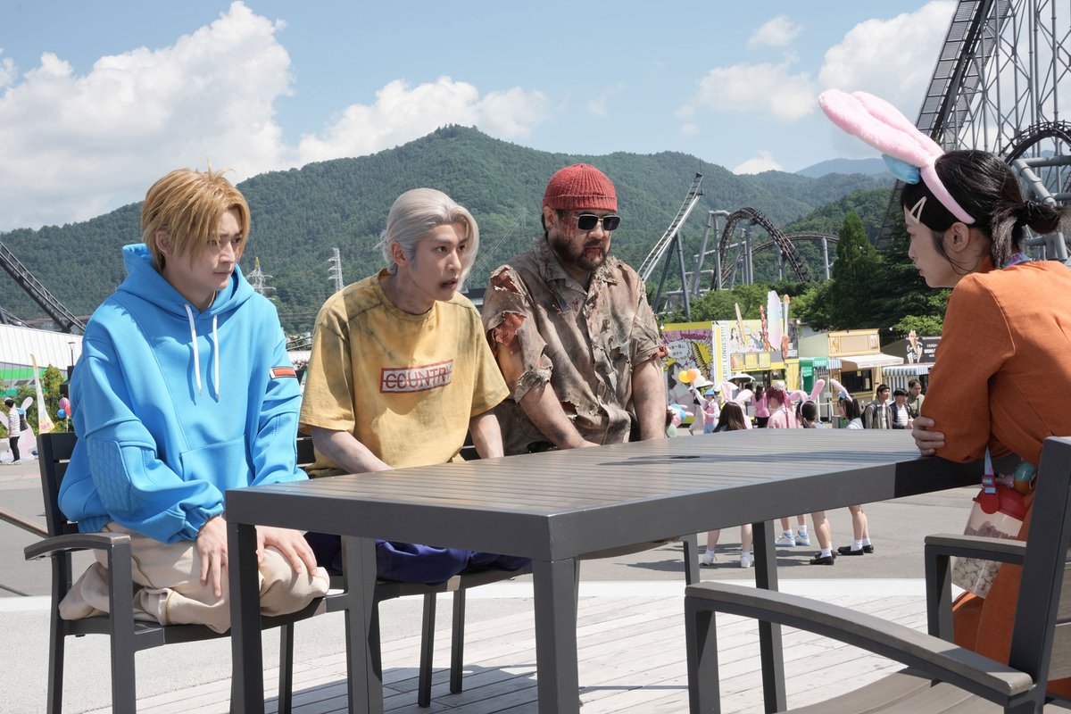 thetvjp's tweet photo. #目黒蓮 主演「SAKAMOTO DAYS」、
坂本家のほっこり日常から
激しいバトルシーンまで…場面写真一挙解禁

▼記事の続きはこちら【ほか写真あり】
https://t.co/sWb9HXHsUr 

#SAKAMOTODAYS #SnowMan #高橋文哉 #福田雄一
＠skmtdays_movie https://t.co/MCPGIW2Ib6