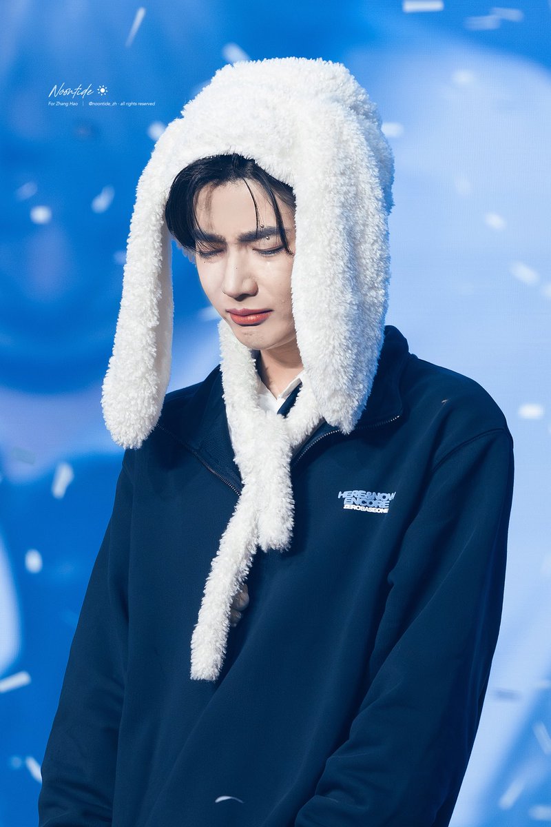 𝑵𝒐𝒐𝒏𝒕𝒊𝒅𝒆☀️ tweet media