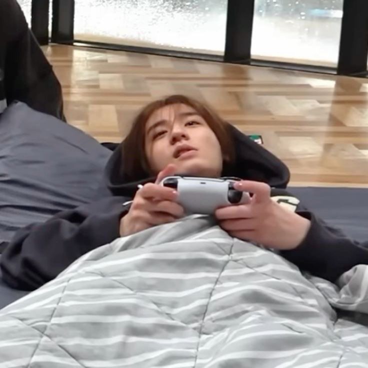 ๐ฟ๐๐๐๐. tweet media