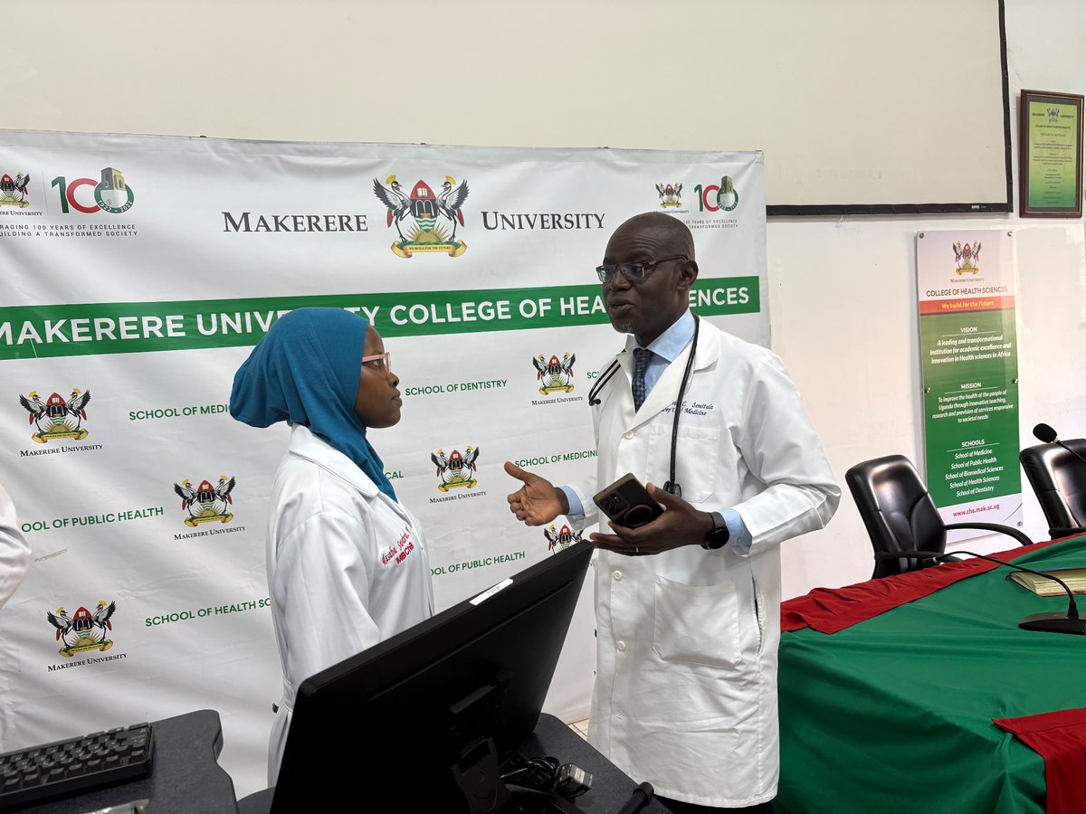 InternalmedMak's tweet photo. Mentorship at its best. @SemitalaFred always has a word of wisdom/encouragement/praise to pass on to the students. This is how we improve. This is how we maintain the culture of excellence. https://t.co/iCwit440HW