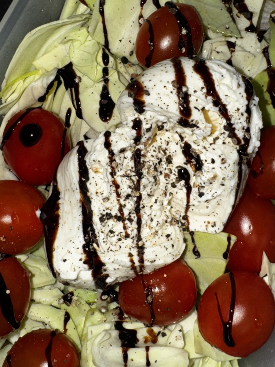 부라타는 위로
야채들은 겟로우