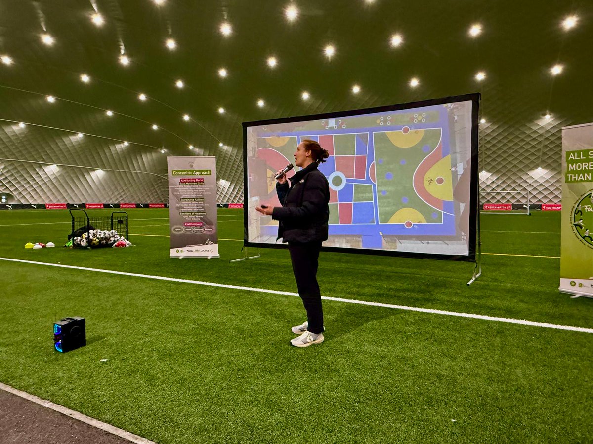 Martina Navarro tweet media