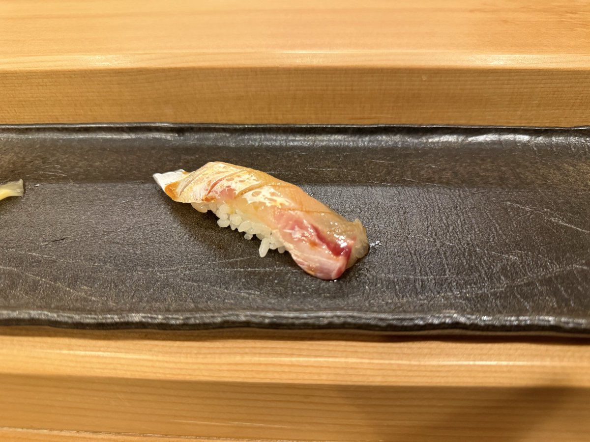 yaaaaaaaasfu's tweet photo. ヒラメって今時期じゃないよな!?🤔
めっちゃ美味かった https://t.co/qMrYnQsd1N