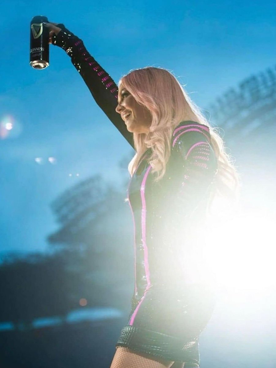 Emma Bunton tweet media