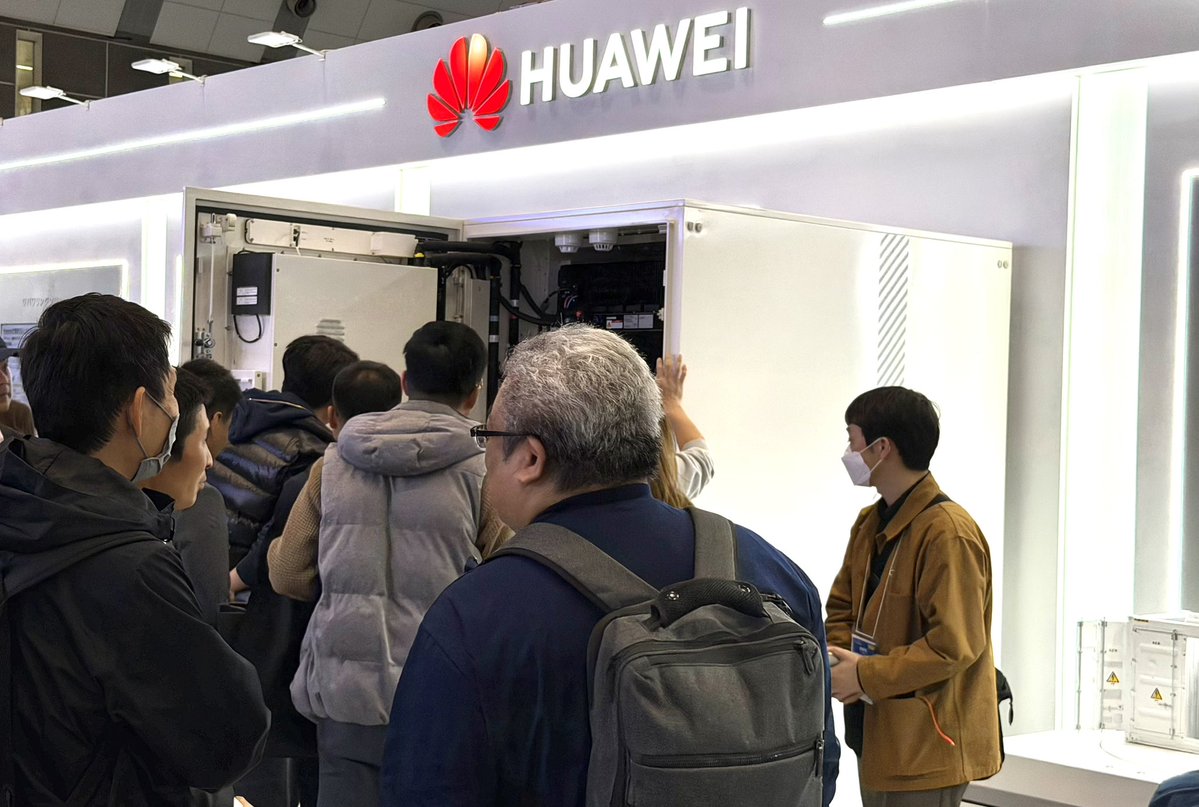 ファーウェイ・ニュース tweet media