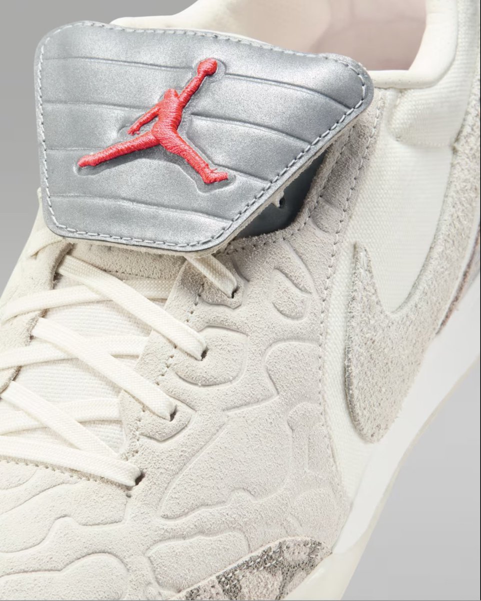 Stashed Drop Updates tweet media