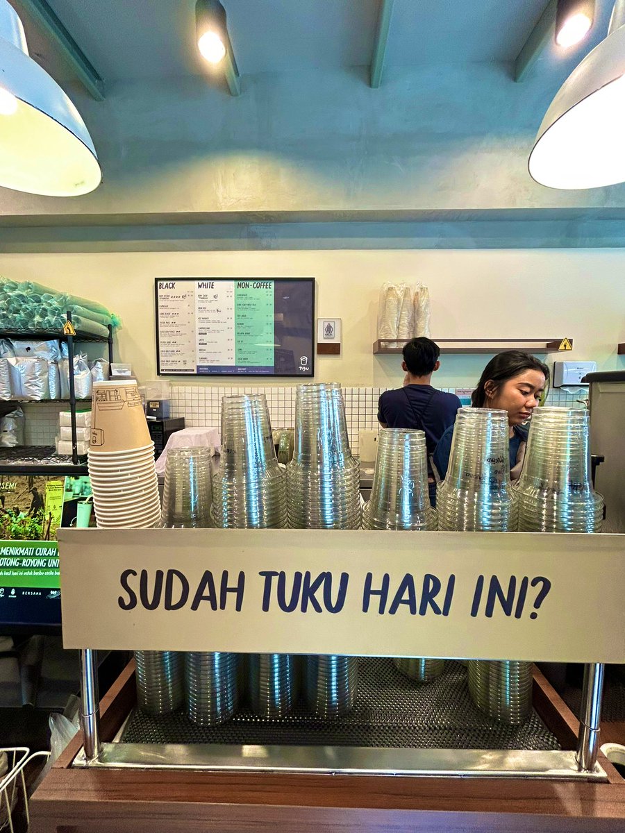 🐻🐻 tweet media