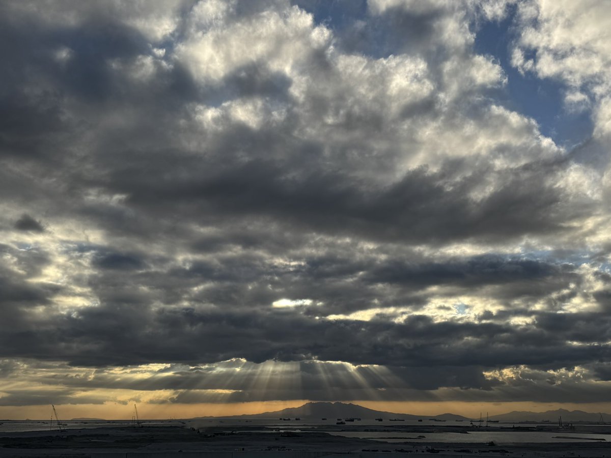 Hyped_Archer tweet media