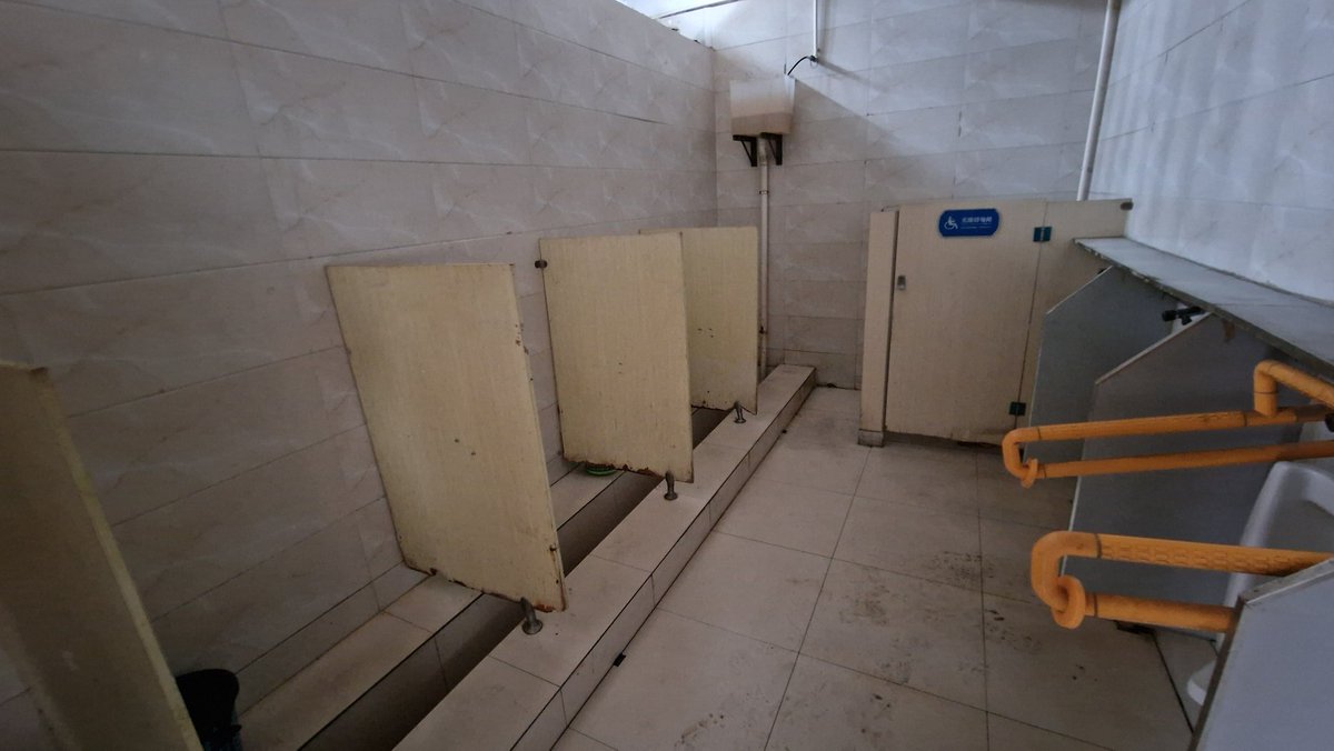 Bartłomiej Derski tweet media