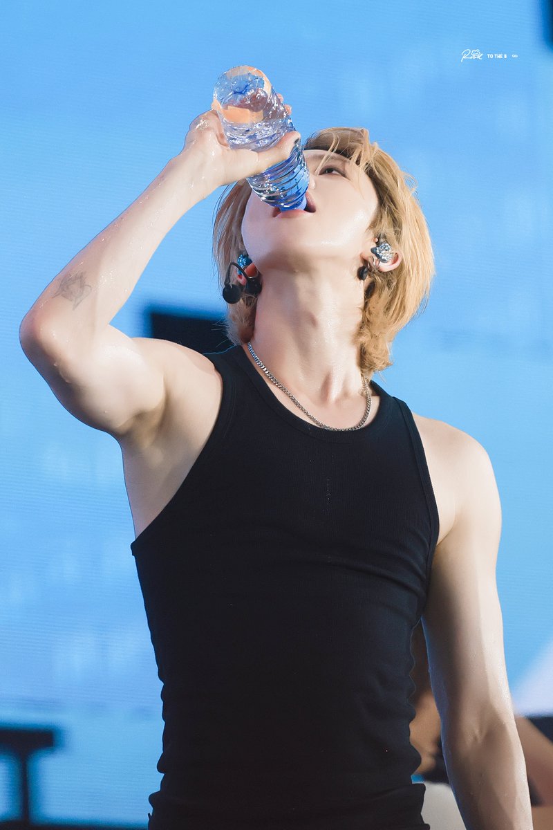 RoadtoThe8 tweet media