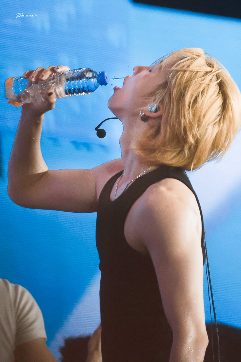 RoadtoThe8 tweet media