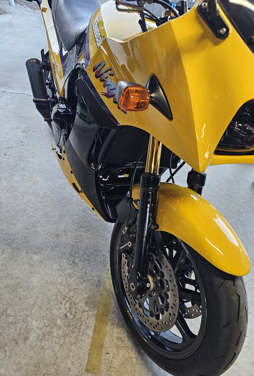 Ninja_Hiro90025's tweet image. 納車しました(￣^￣ゞ
 #Apollon
 #GPZ900R
 #納車
 #バイク乗りと繋がりたい
 #綺麗が集まるお店