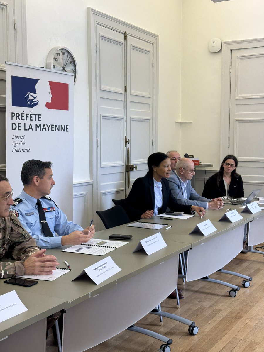 Préfète de la Mayenne tweet media