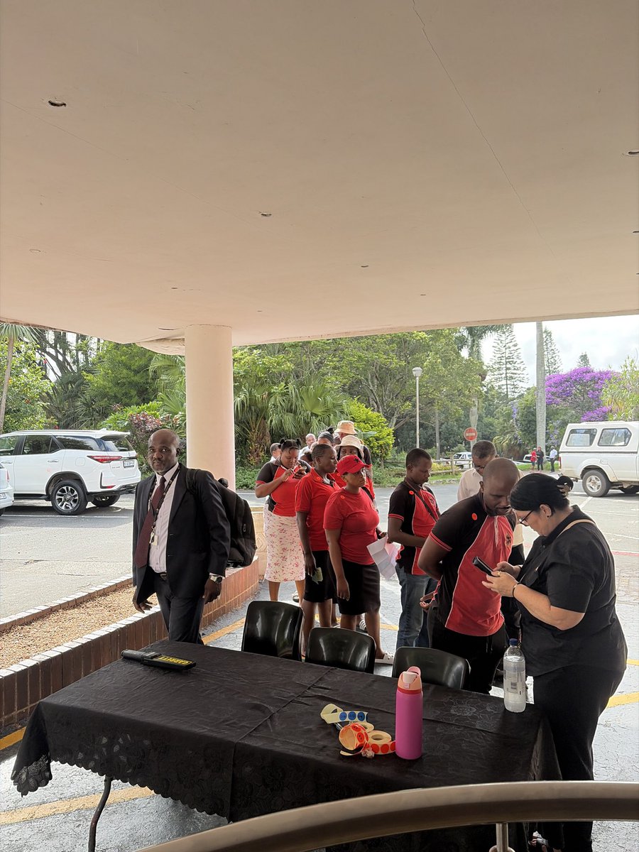 Finance-Cluster tweet media