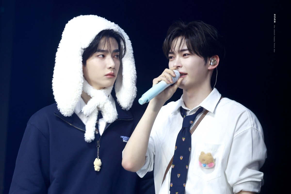 𝐅𝐄𝐕𝐄𝐑 tweet media