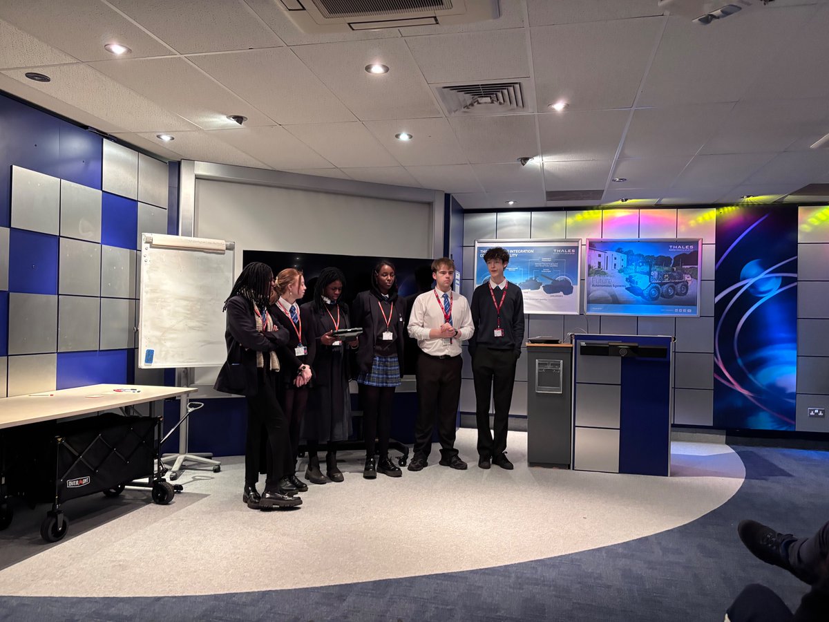 Miss Burrell tweet media