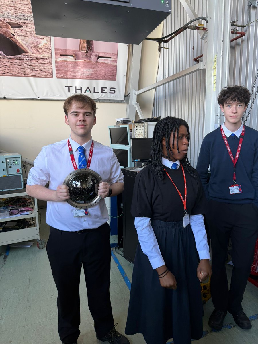 Miss Burrell tweet media