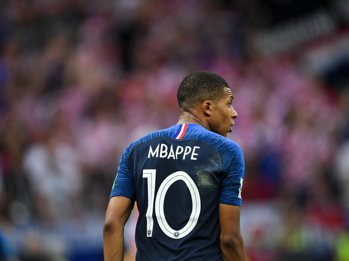 [STORY] Kylian #Mbappe set to return for Real Madrid's UEFA Champions League second leg against Manchester City!⬜️

sporticos.com/en-gb/news/kyl…