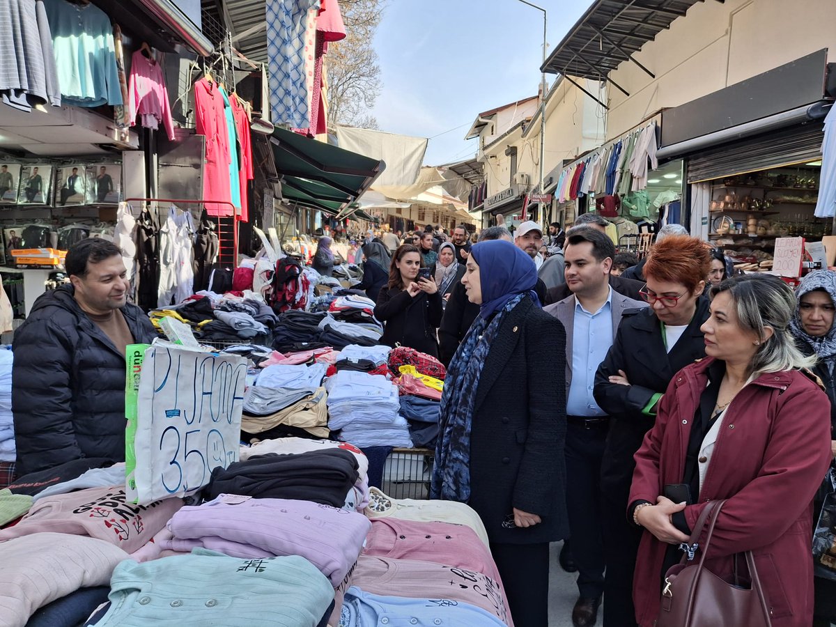 Elif Esen tweet media