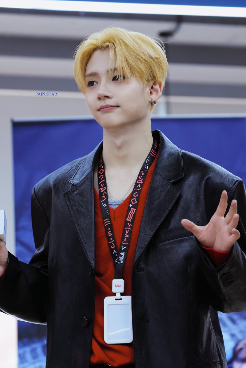 𝑷𝑨𝑰𝑵.𝑺𝑻𝑨𝑹 tweet media