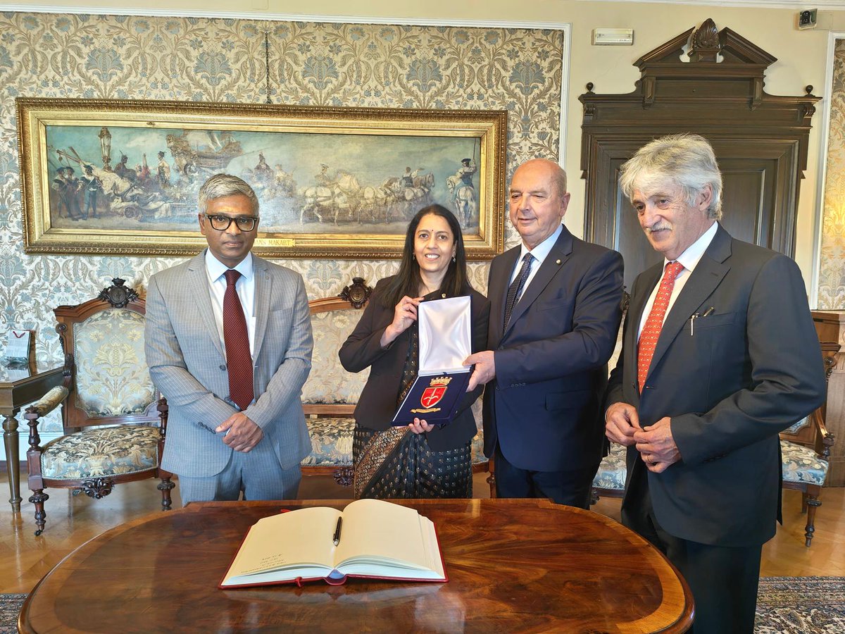 India in Italy tweet media