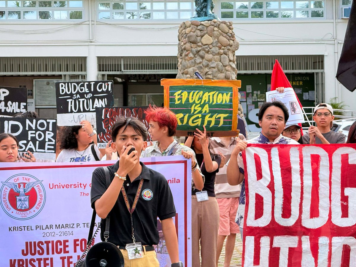 uplbperspective's tweet photo. NGAYON: Nagsagawa ng isang kilos protesta ang sangkaestudyantehan ng UPLB sa Oblation Park upang alalahanin ang pagkamatay ni Kristel Tejada ngayong araw, March 17.
#JusticeForKristelTejada
#NoStudentLeftBehind https://t.co/Q5p24GKVke