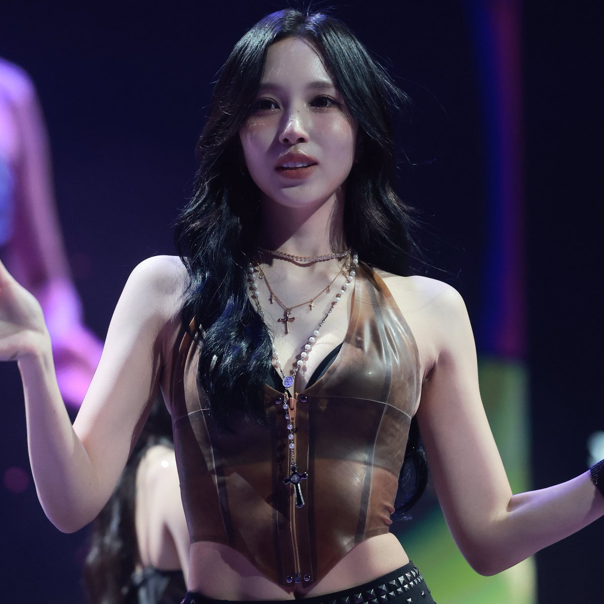 kpopdataz tweet media