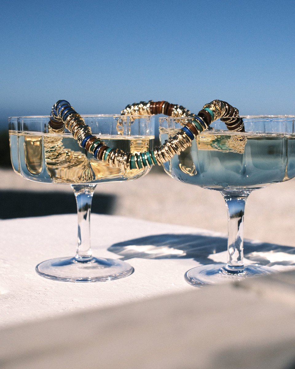 NetWorkGlobal_'s tweet image. Özenle şekillenen NetWork imzalı aksesuarlar, stilinizi görünür kılıyor. #NetWorkEtkisi #SpringSummer2026