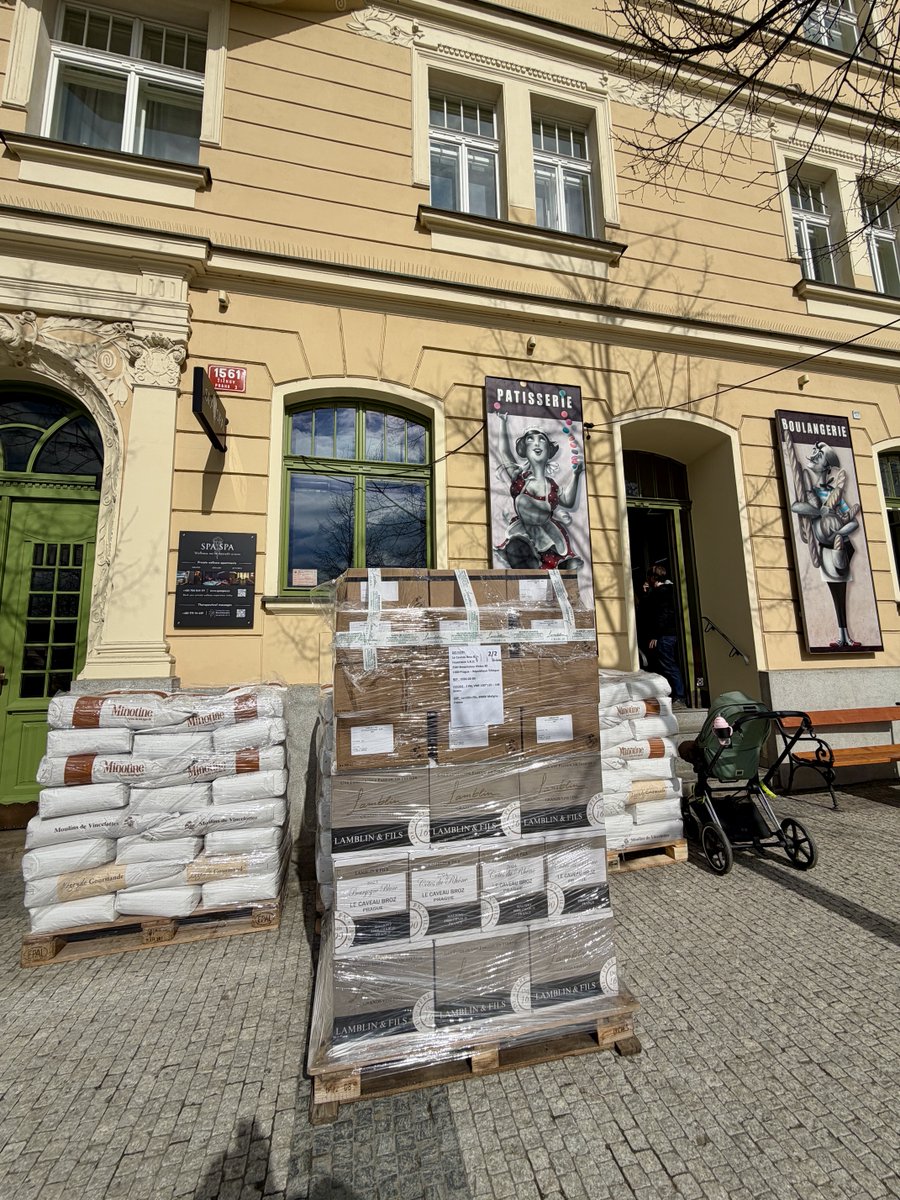 Czech Please tweet media