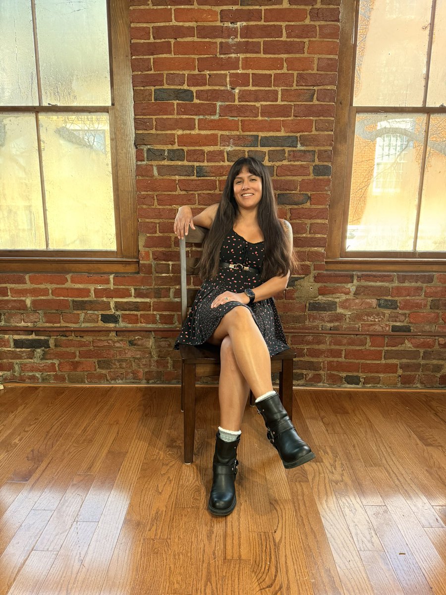 Laura Tarantino tweet media