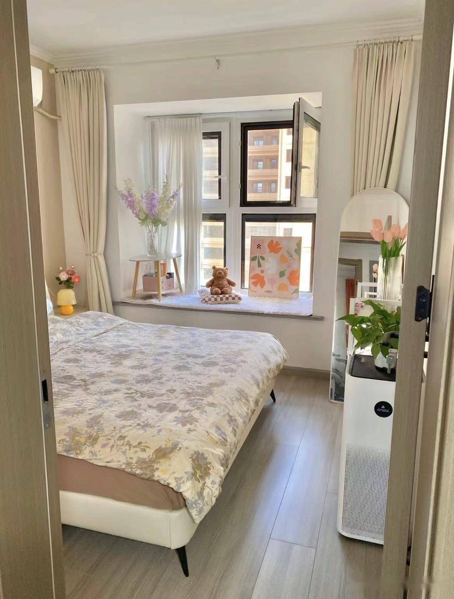 valentina tweet media