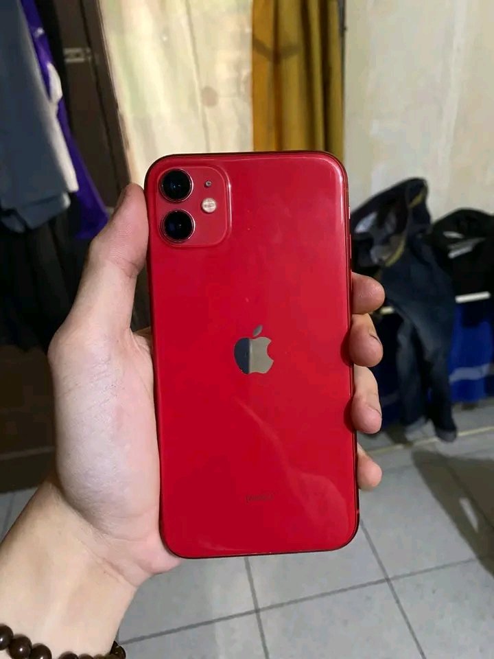 nebul44444's tweet photo. iPhone 11 64gb fullsett all operator aktivasi lama NO BLOKIR BLOKIR LIKE NEW MULUS PEMAKAIAN PRIBADI SEHARI HARI 
3.800.000 nego tipis 

available on shoppe (splitpay) https://t.co/oLoM0Eq56h