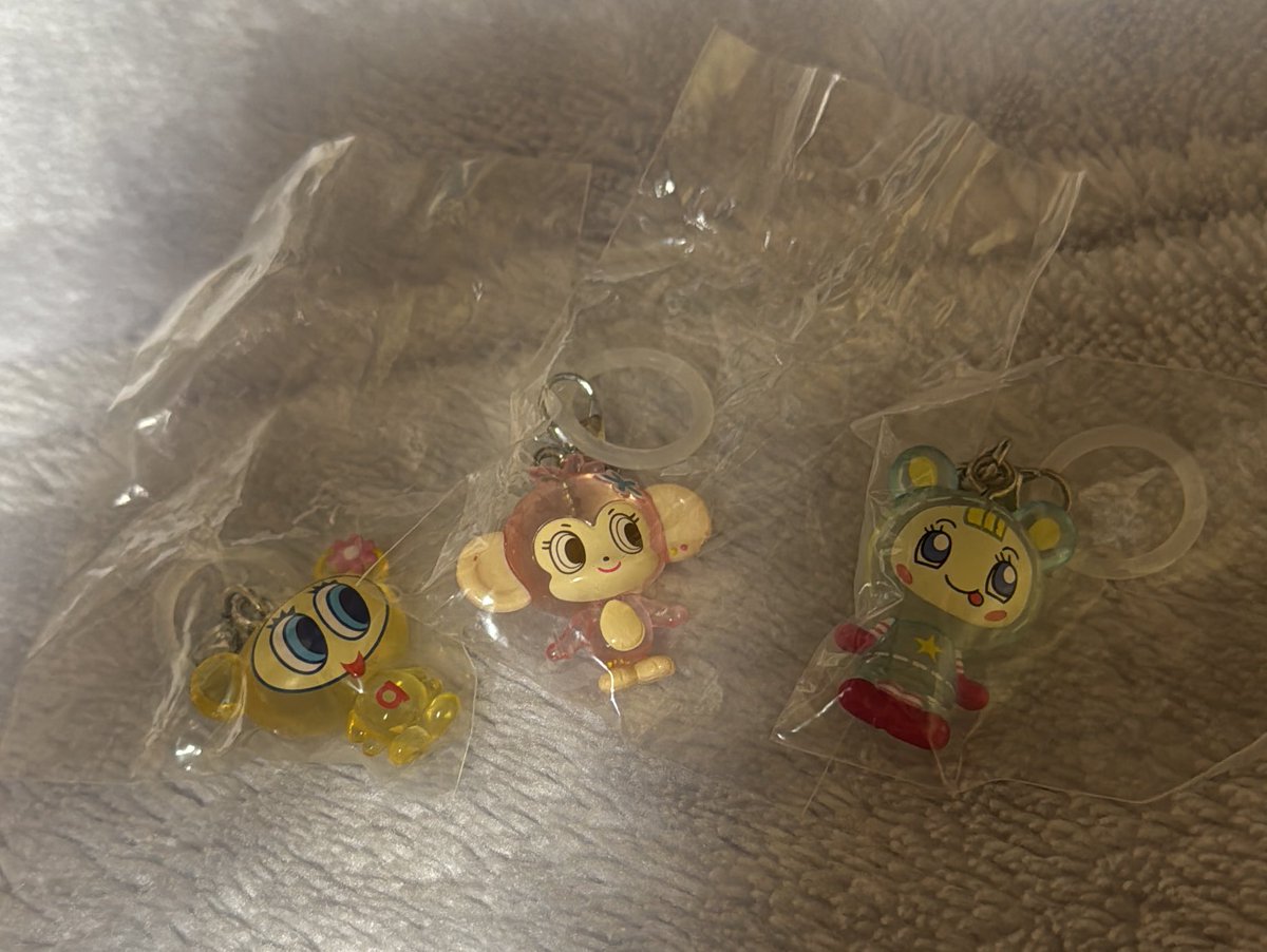 아야눈 tweet media