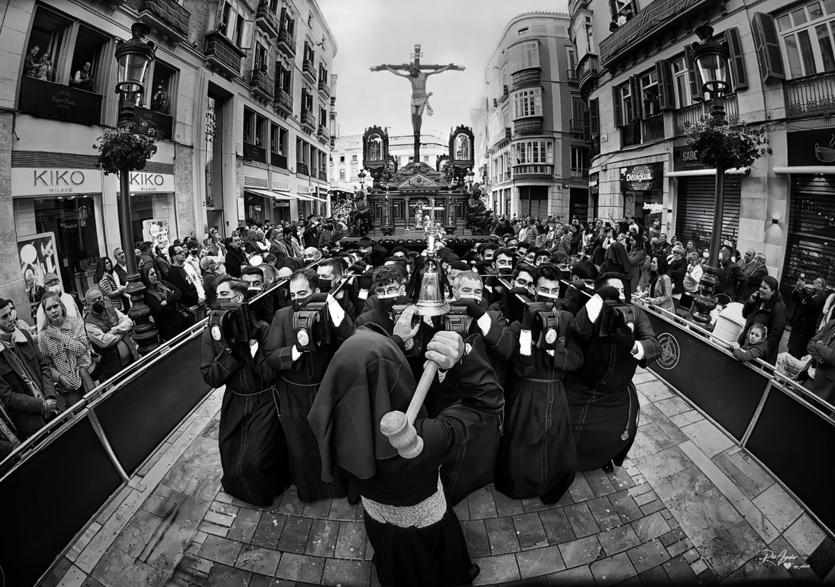 Corría el año 22. Practicando un poco co la fotografía inmersiva.
<a href="/rcfusionadas/">Reales Cofradías Fusionadas</a>