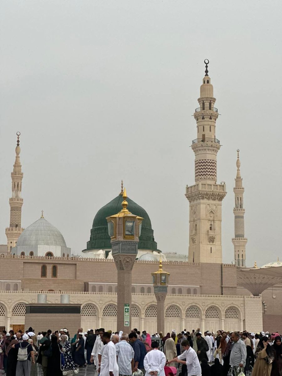 "درود بھیجیں اُنﷺ پر جنہوں نے اپنی مستجاب
 (یقینی قبول ہونے والی) دعا ہماری شفاعت کے لیے
 بچا کر رکھی ہے 🥰

صــــــلى الله عـــــــليه وآلہ و ســـــــلم❣️