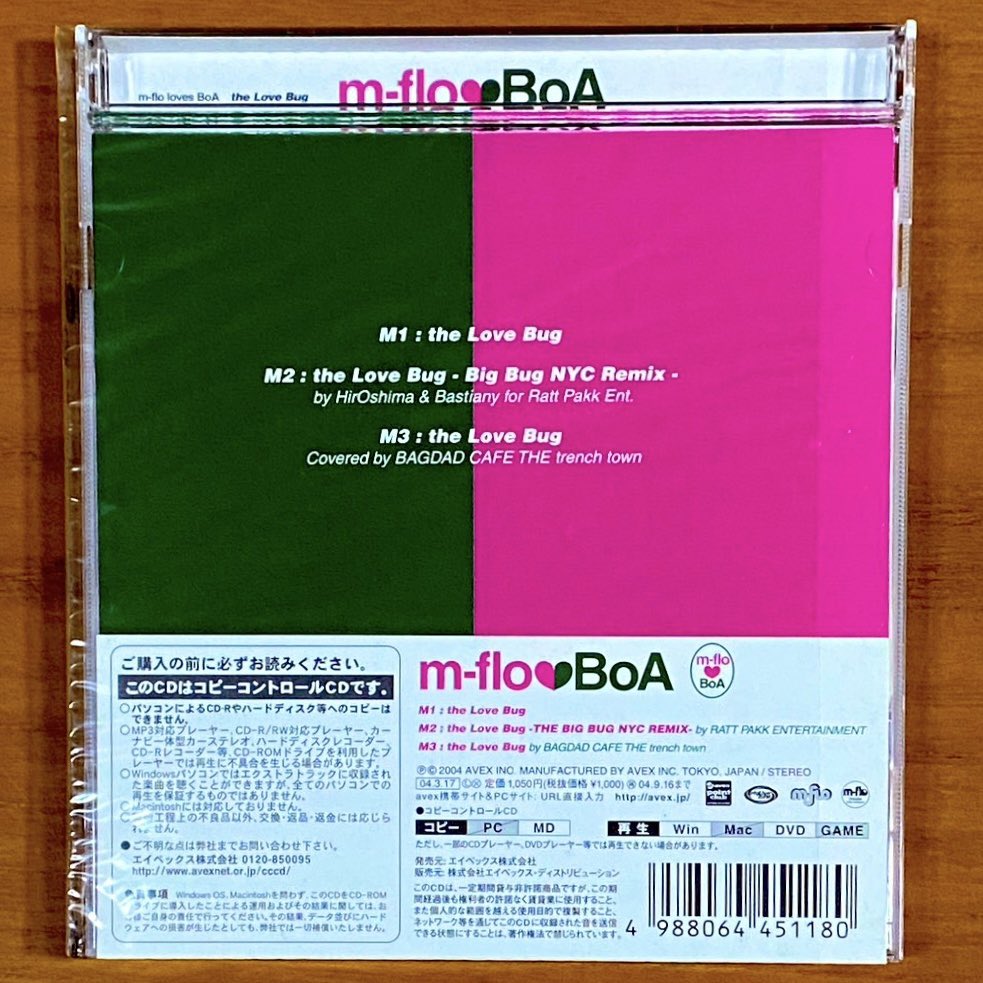 本日で発売から22年！

2004年3月17日 発売

【the Love Bug/m-flo loves BoA】

告知ポスターとCD

オリコン最高8位

BoAの楽曲「SOME DAY ONE DAY Feat. VERBAL」と
リンクしているので
ぜひ聴いてみて♪

#mflo
#BoA
#theLoveBug
#16thシングル
#VERBAL
#Taku
#lovesシリーズ3枚目
#ポスターとCD