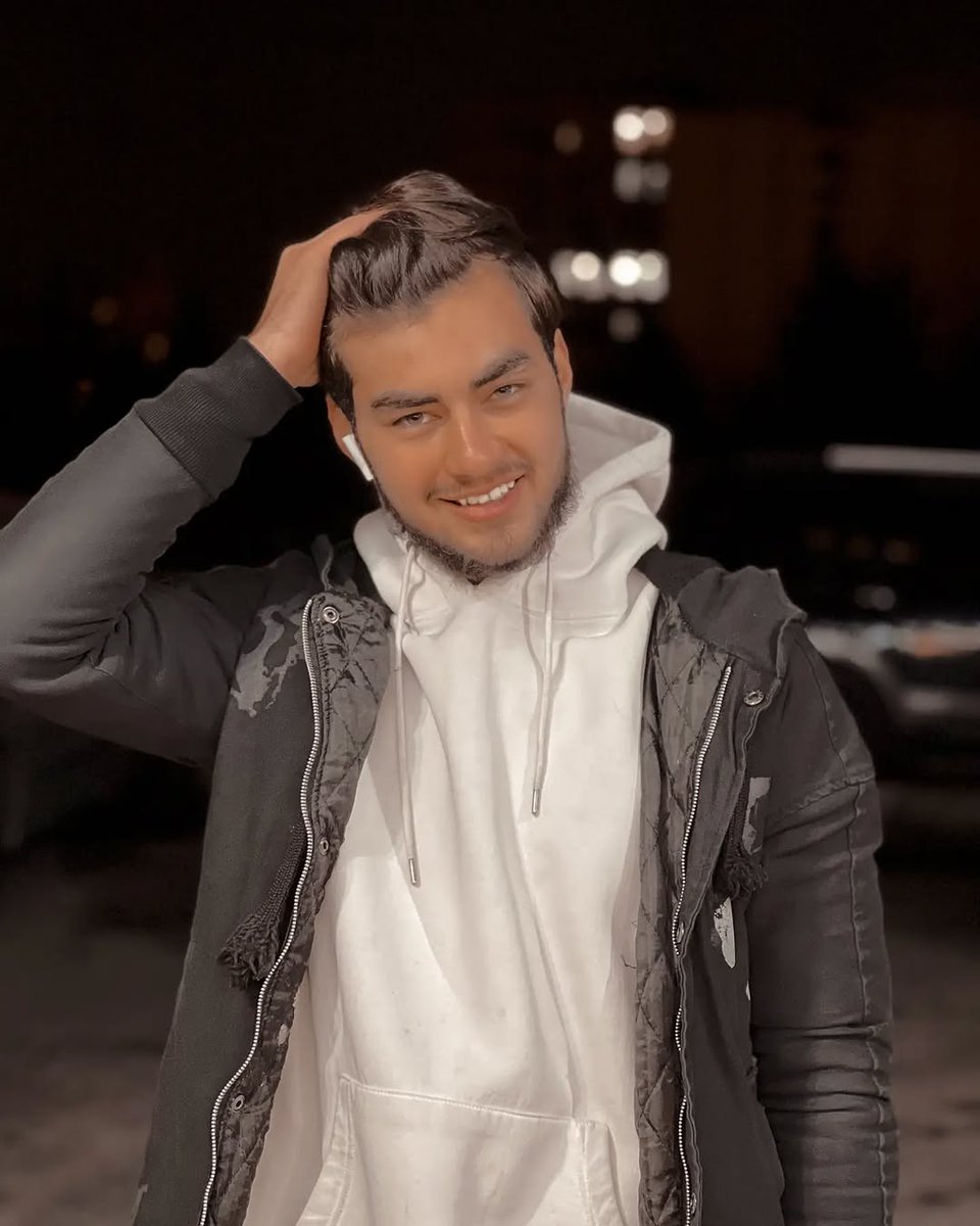 Amir Etemadi 🇮🇷 امیرحسین اعتمادی tweet media