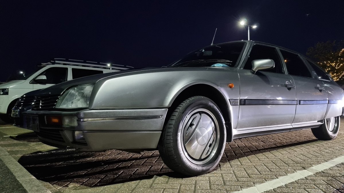 #TurboTuesday 
Eurotunnel 0430 August 2022, a CX25 GTi Turbo 2 about to venture back to France
#Citroen
🇨🇵📷🇨🇵
© Me!