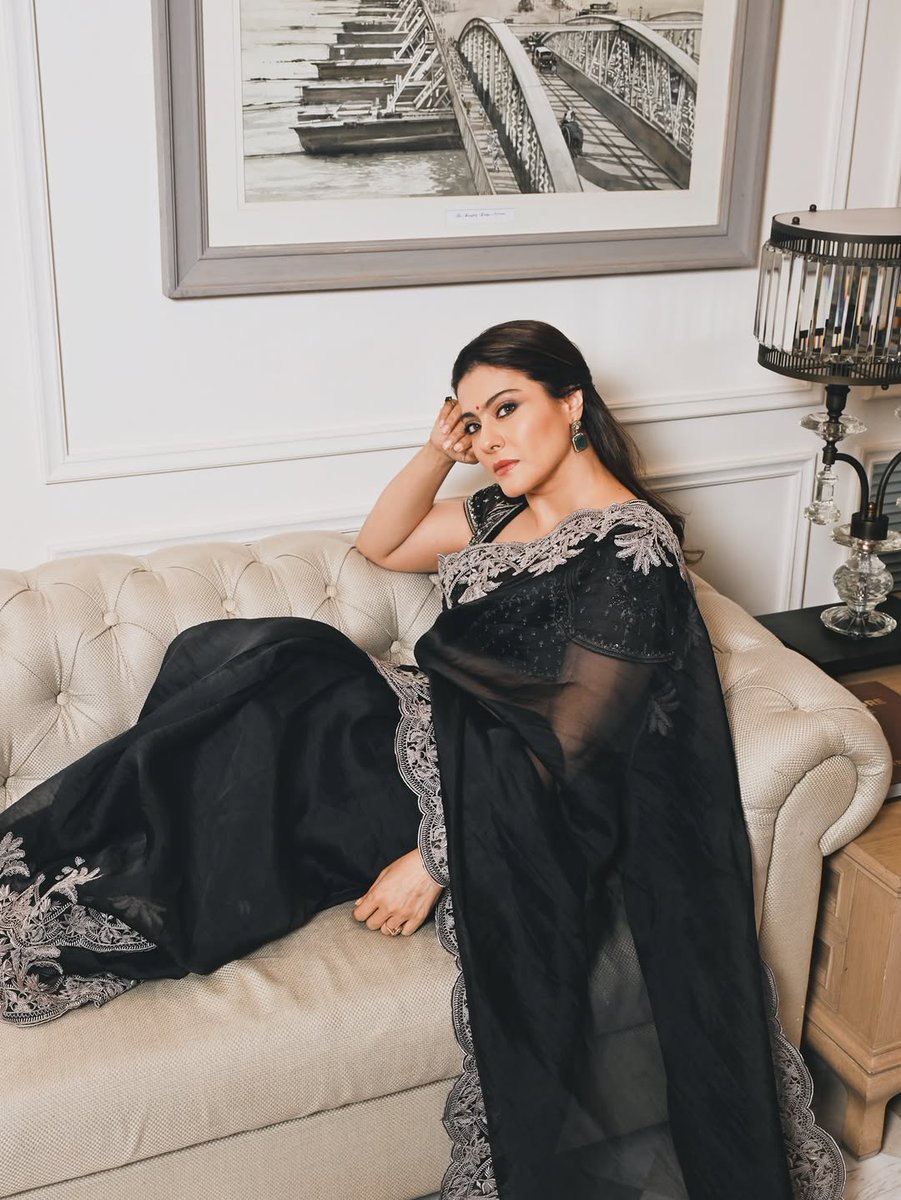 she's truly breathtaking 🧎🏻‍♀️